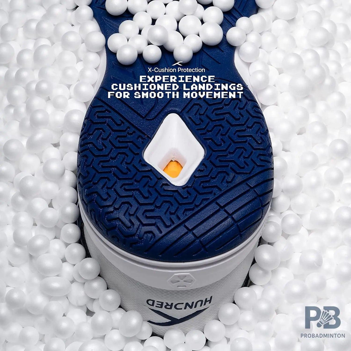 HUNDRED Raze Badminton Shoes (White / Navy)
