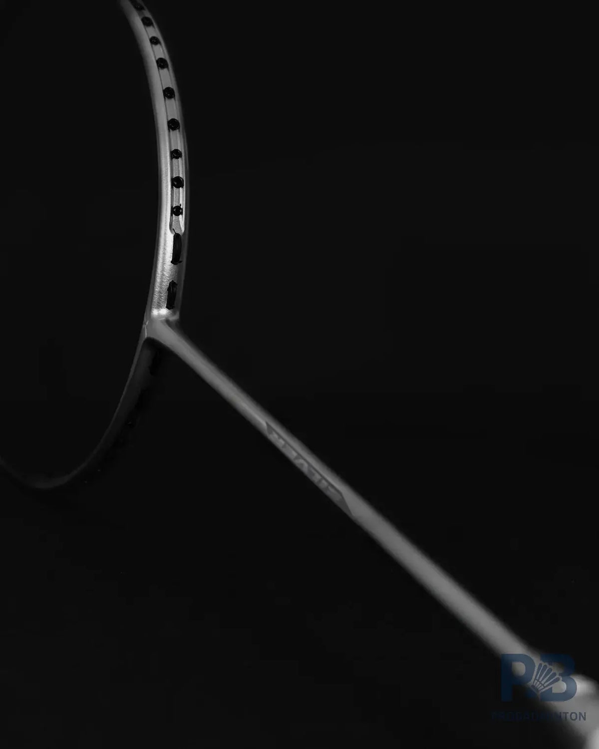 MAXBOLT Silver Badminton Racket – 63g Ultra-Lightweight, 30 lbs Tension, Attack Playstyle – Premium Power Racket