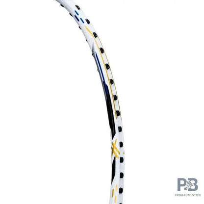 Lining Axforce Blast Badminton Racket | White/Navy